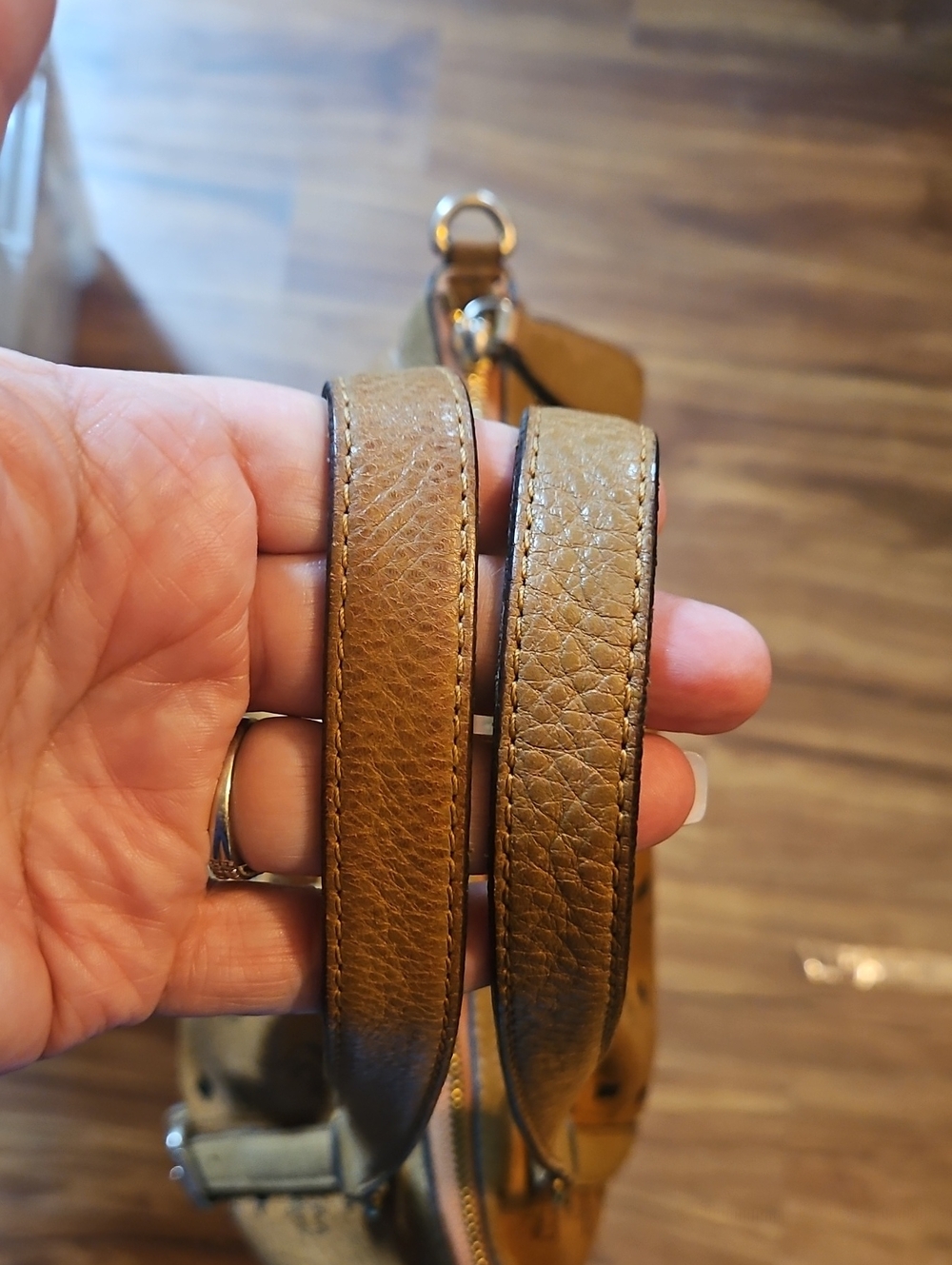 MCM Vintage Anya Heritage Pleated Tote In Cognac Visetos Leather - Picture 5 of 8